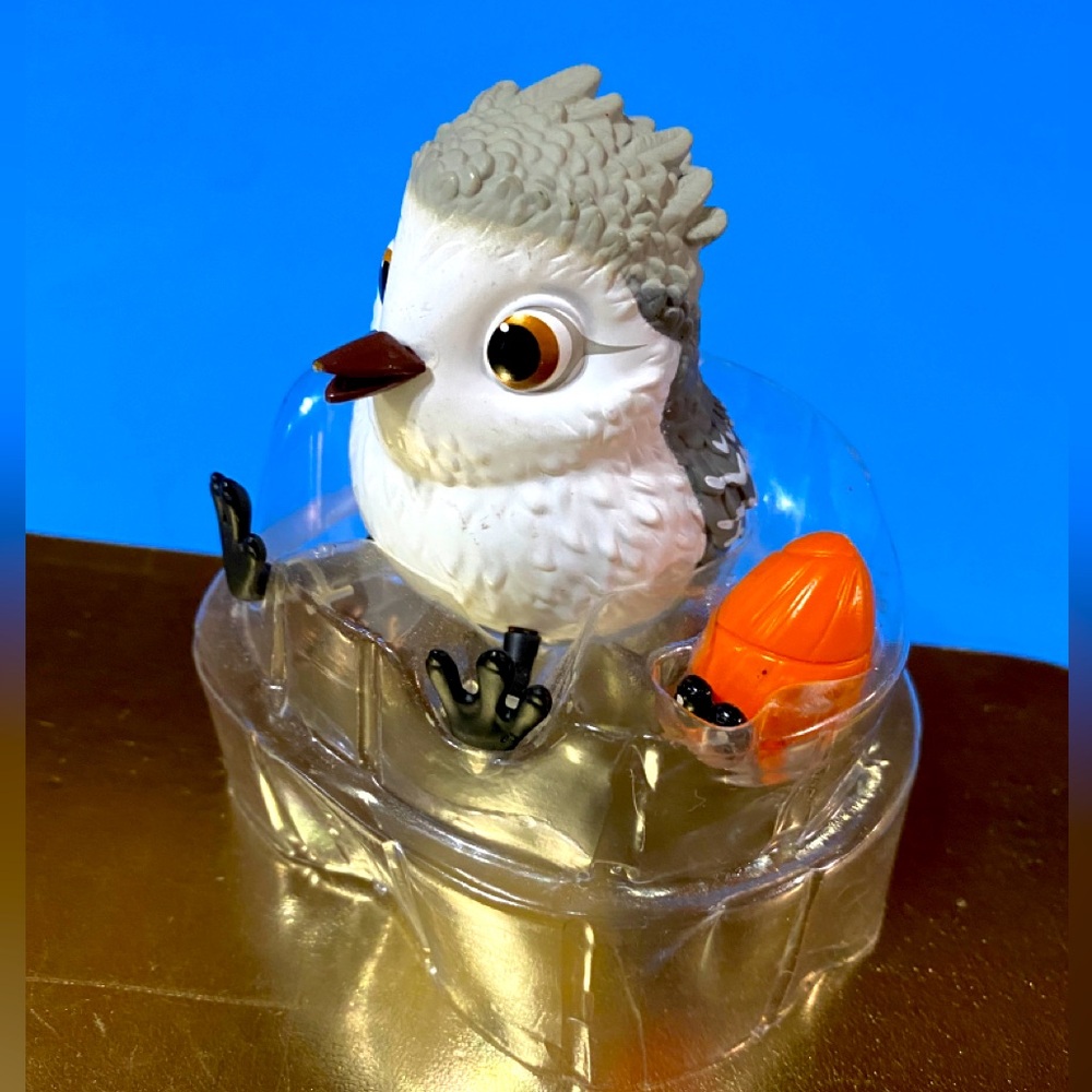 FUNKO DISNEY PIXAR PIPER BIRD & HERMIT CRAB VINYL COLLECTIBLE 2.5”